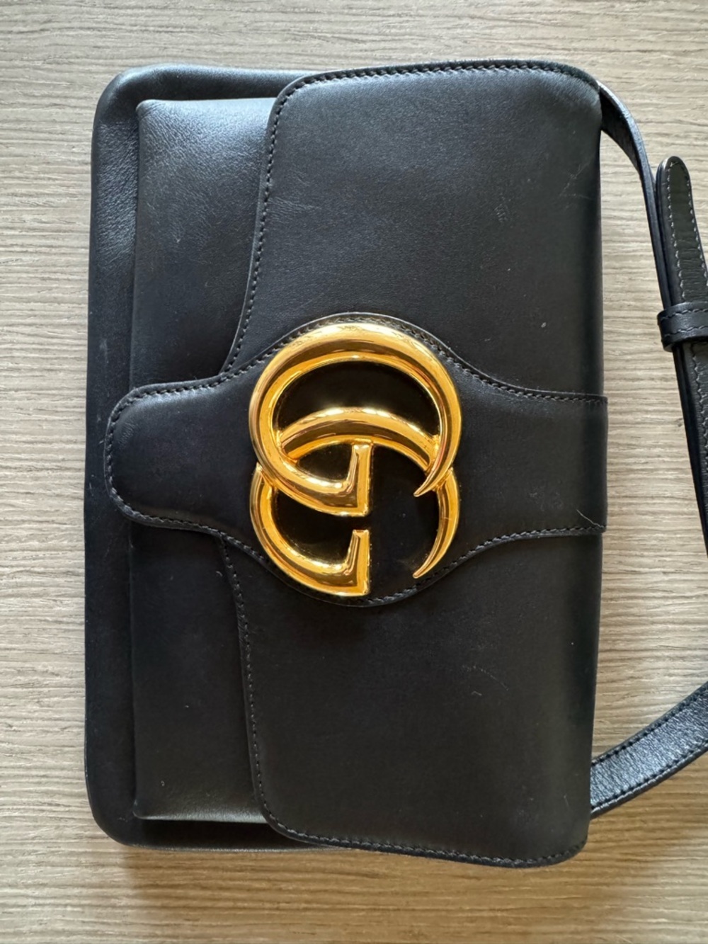Gucci Arli Double GG Black Leather Shoulder/Crossbody Bag - Picture 4 of 15